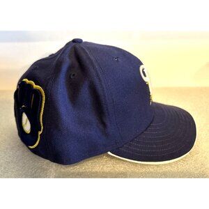 Milwaukee Brewers Hat Cap Fitted 7 7/8 New Era 59Fifty Genuine Merchandise RARE